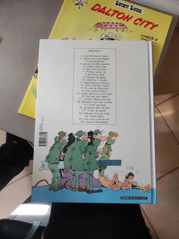 Bd les femmes en blanc lésions étrangères tome 25 neuve – photo 2